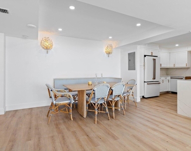 1701 S Flagler Drive - Photo Thumbnail 3