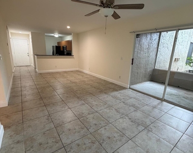 1825 Palm Cove Boulevard - Photo Thumbnail 5