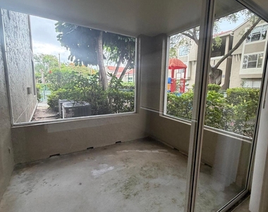 1825 Palm Cove Boulevard - Photo Thumbnail 19