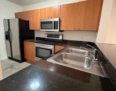 1825 Palm Cove Boulevard - Photo Thumbnail 3
