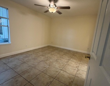 1825 Palm Cove Boulevard - Photo Thumbnail 8