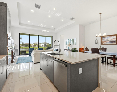 13128 Feathering Way - Photo Thumbnail 15