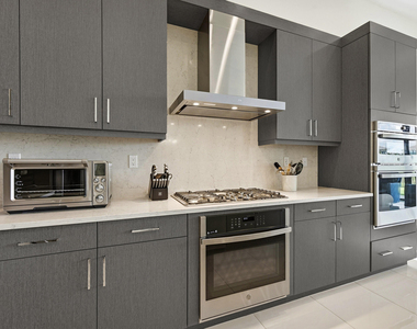 13128 Feathering Way - Photo Thumbnail 14