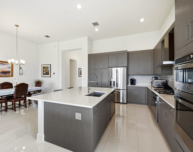 13128 Feathering Way - Photo Thumbnail 11