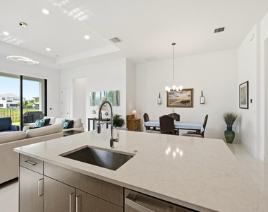 13128 Feathering Way - Photo Thumbnail 16