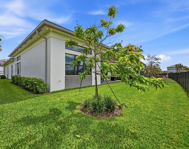 13128 Feathering Way - Photo Thumbnail 48