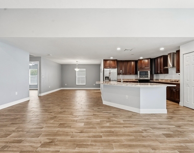 1280 Sw Kalevala Drive - Photo Thumbnail 8