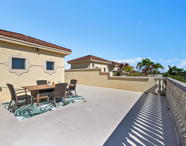 2254 Se 7th Street - Photo Thumbnail 46