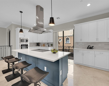 2254 Se 7th Street - Photo Thumbnail 6