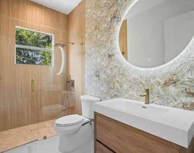 3201 E Stonebrook Circle - Photo Thumbnail 17