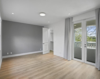 3201 E Stonebrook Circle - Photo Thumbnail 33