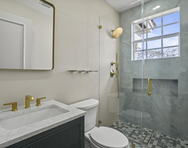 3201 E Stonebrook Circle - Photo Thumbnail 32