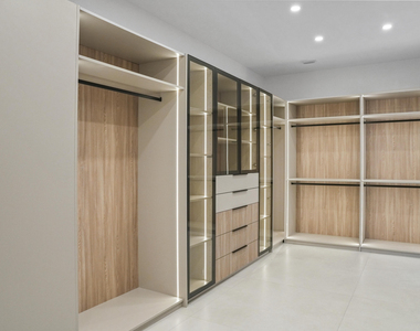3201 E Stonebrook Circle - Photo Thumbnail 41