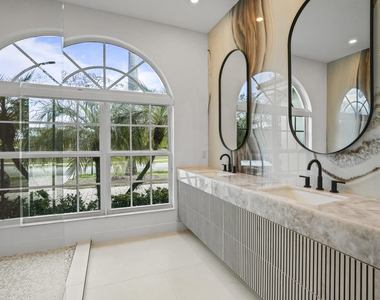 3201 E Stonebrook Circle - Photo Thumbnail 27
