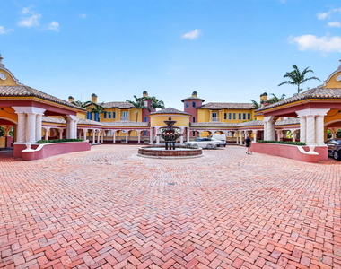 2100 N Ocean Boulevard - Photo Thumbnail 2