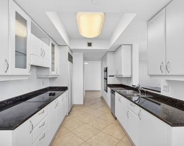 2100 N Ocean Boulevard - Photo Thumbnail 15