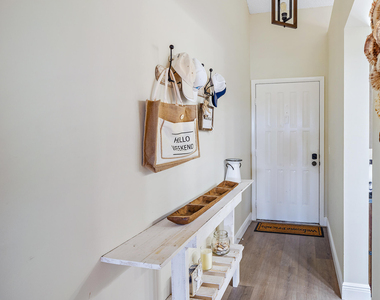 1701 Marina Isle Way - Photo Thumbnail 13