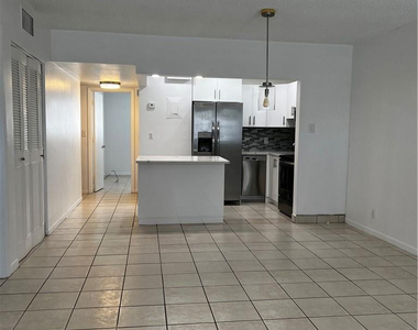 701 Pine Drive - Photo Thumbnail 4