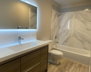 11 Royal Palm Way - Photo Thumbnail 11