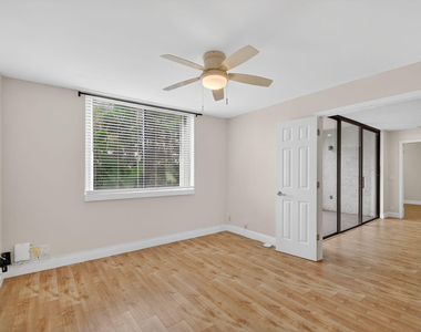 4080 Tivoli Court - Photo Thumbnail 19