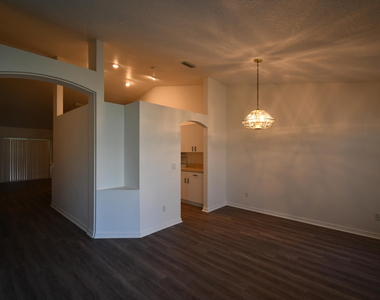 2547 Sw Kenilworth Street Sw - Photo Thumbnail 2