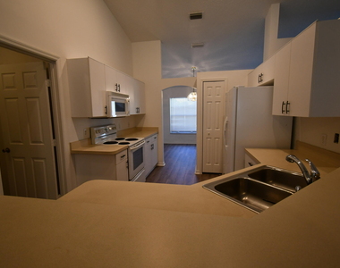 2547 Sw Kenilworth Street Sw - Photo Thumbnail 6