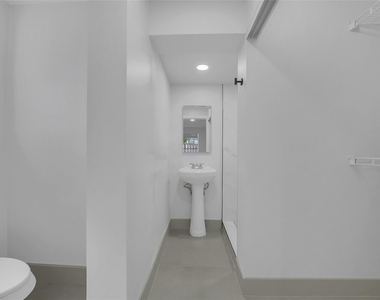 812 Ne 4th Avenue - Photo Thumbnail 36
