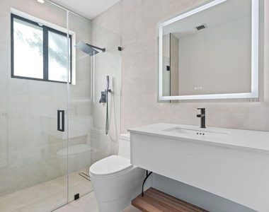 705 Sw 8th Terrace - Photo Thumbnail 32