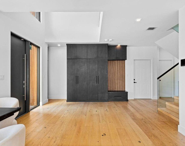 705 Sw 8th Terrace - Photo Thumbnail 29