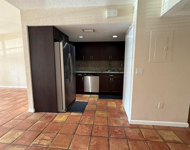 6978 Nw 166th Terrace - Photo Thumbnail 18