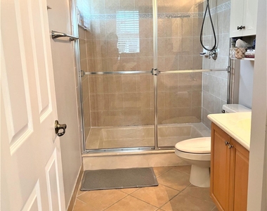 4321 Savannah Bay Place - Photo Thumbnail 11