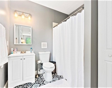 4321 Savannah Bay Place - Photo Thumbnail 15
