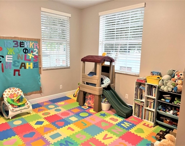 4321 Savannah Bay Place - Photo Thumbnail 4