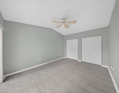 1567 Pheasant Walk - Photo Thumbnail 14
