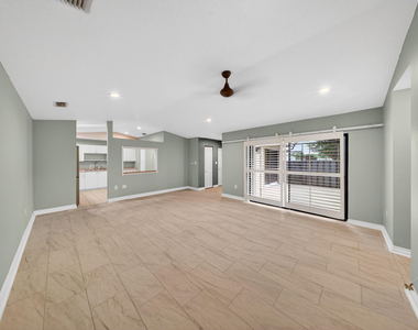 1567 Pheasant Walk - Photo Thumbnail 6