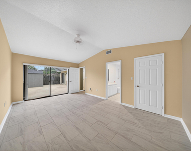 1567 Pheasant Walk - Photo Thumbnail 9