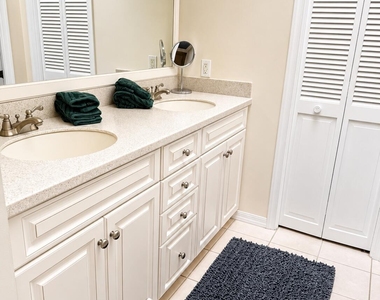 6845 Se Bunker Hill Drive - Photo Thumbnail 16
