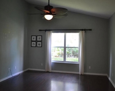 7916 Se Sugar Pines Way - Photo Thumbnail 9