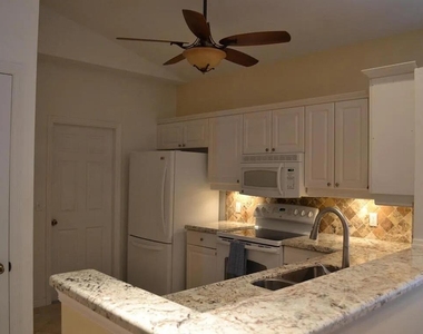 7916 Se Sugar Pines Way - Photo Thumbnail 3