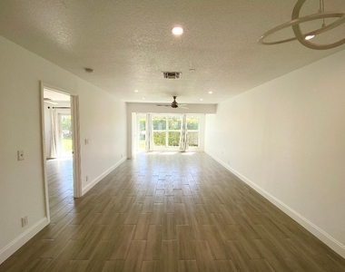 2450 Black Olive Boulevard - Photo Thumbnail 6