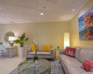 4900 N Ocean Boulevard - Photo Thumbnail 24