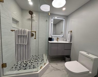 4900 N Ocean Boulevard - Photo Thumbnail 2