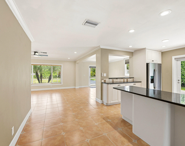 2811 Ne 16th Street - Photo Thumbnail 6