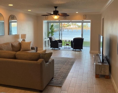 410 Wilma Circle - Photo Thumbnail 4