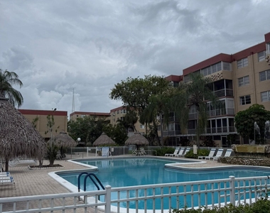 404 Nw 68th Avenue - Photo Thumbnail 31