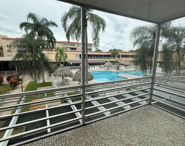 404 Nw 68th Avenue - Photo Thumbnail 9
