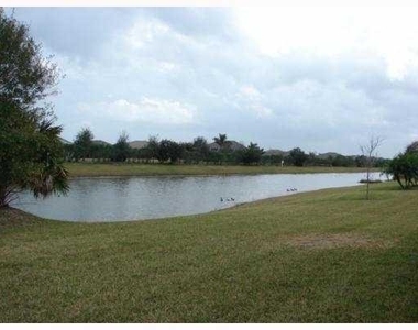 552 Sw Calamondin Way Way Sw - Photo Thumbnail 29