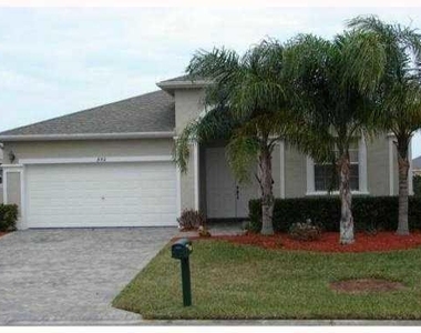 552 Sw Calamondin Way Way Sw - Photo Thumbnail 24