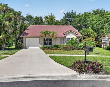 10065 Camelback Lane - Photo Thumbnail 2