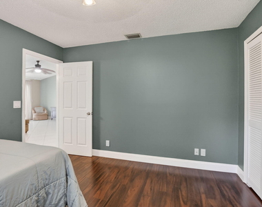 10065 Camelback Lane - Photo Thumbnail 26